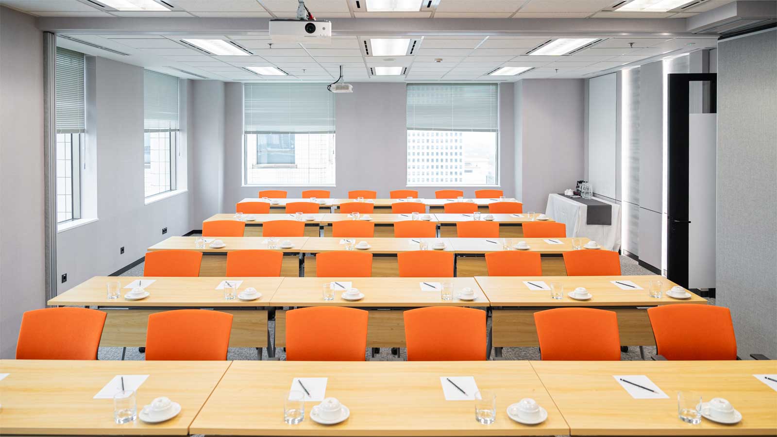 meeting-room-jakarta-space-office-indonesia-classroom